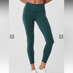 ALO Yoga Deep Green  Leggings Size M